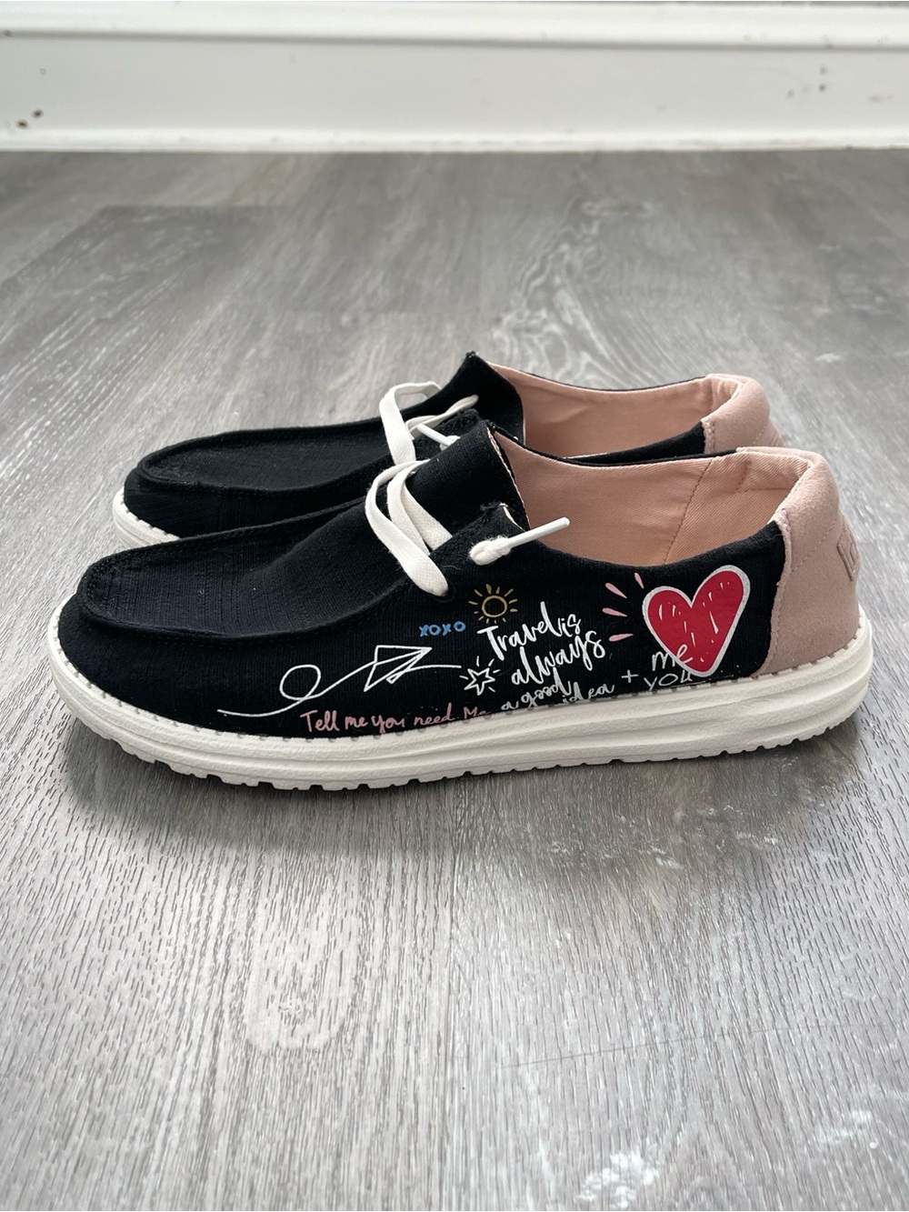 Hey Dude Wendy Doodle Slip On Shoes Size 10 - Picture 3 of 6
